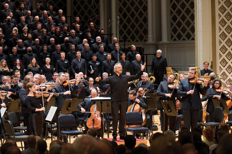 Louis Langrée leads the opening of the 2022–23 CSO season, featuring Mahler’s Symphony No. 2, Resurrection, September 2022.  Credit: Roger Mastroianni