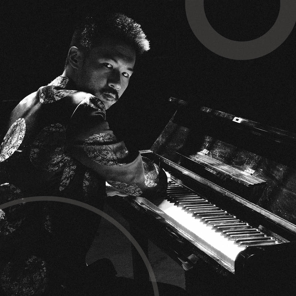 CONRAD TAO, MOZART & PROKOFIEV